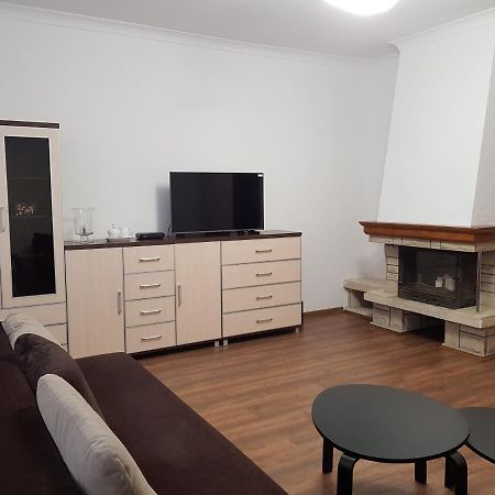 Apartament Vivienda อุสตกา ภายนอก รูปภาพ