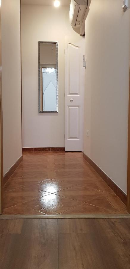 Apartament Vivienda อุสตกา ภายนอก รูปภาพ