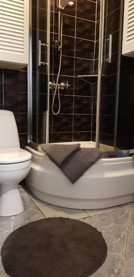 Apartament Vivienda อุสตกา ภายนอก รูปภาพ