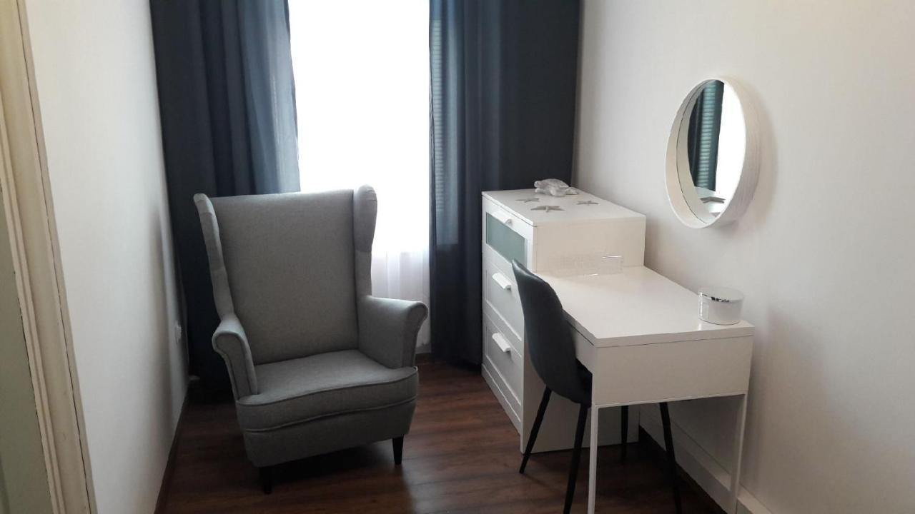 Apartament Vivienda อุสตกา ภายนอก รูปภาพ